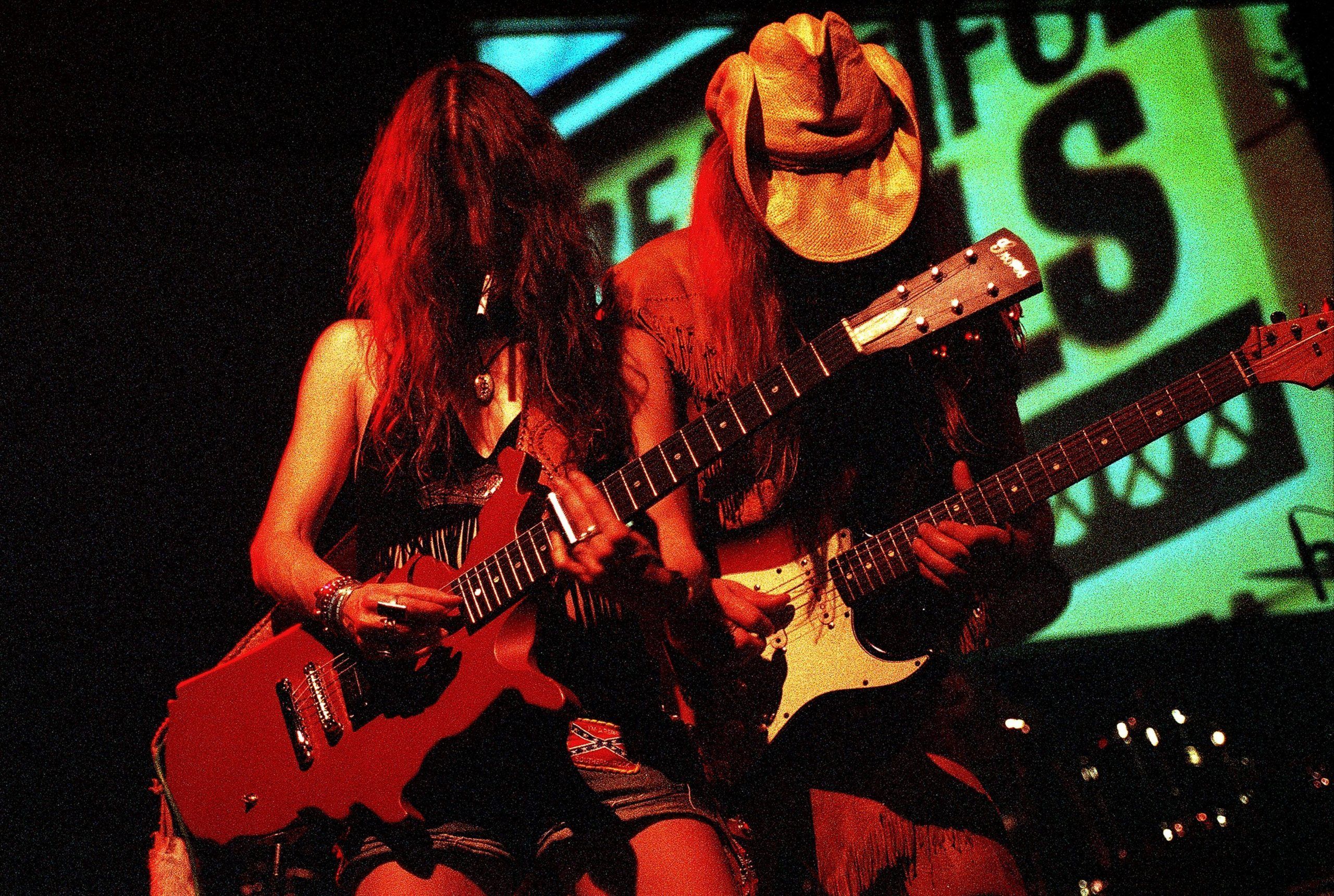 Entrevista a Greg Strzempka (Raging Slab): «Music is medicine».